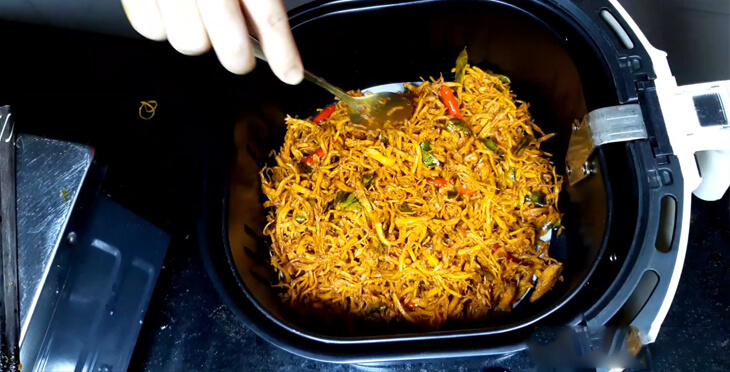 Làm khô thịt gà bằng nồi chiên không dầu