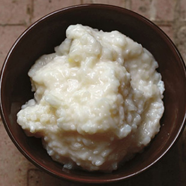 Cách làm cơm mẻ tại nhà bằng cơm nát và sữa chua Cách làm cơm mẻ tại nhà bằng cơm nát và sữa chua