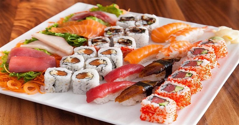 4 Cách làm sushi cá hồi ngon, không tanh, đẹp mắt