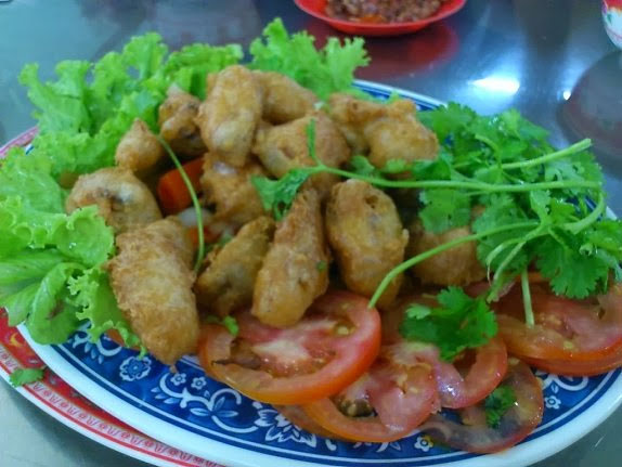 Dồi trường chiên giòn Dồi trường chiên giòn