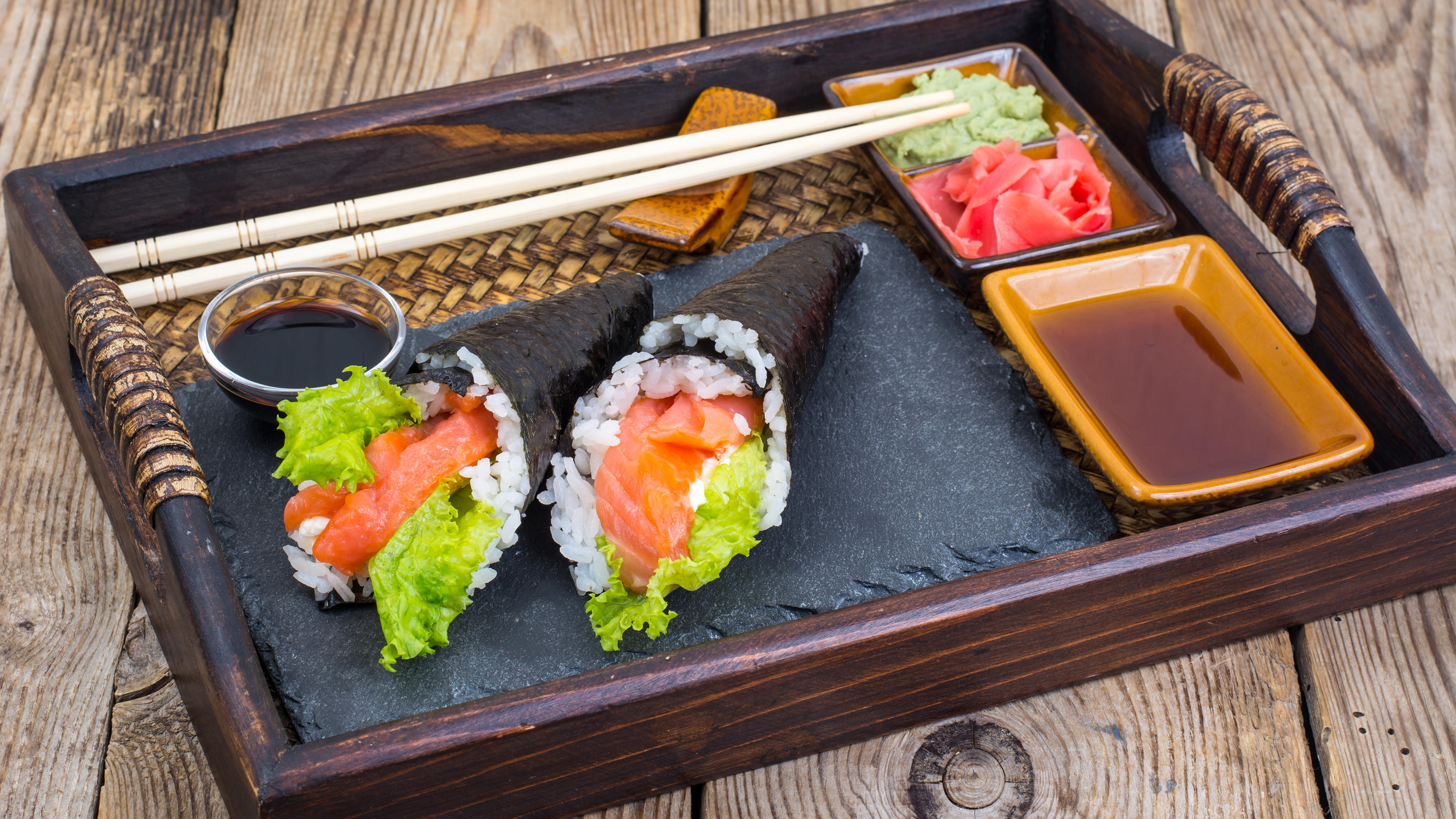 Temaki sushi Temaki sushi