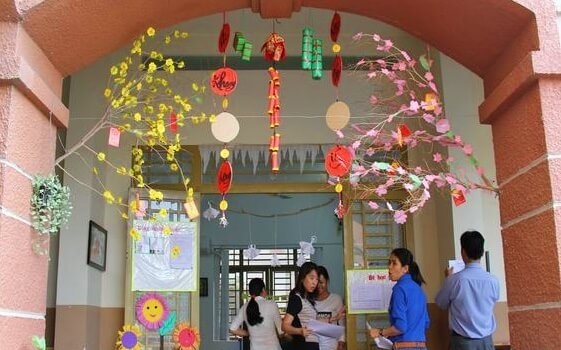 Trang trí lớp học ngày Tết cấp 3 Trang trí lớp học ngày Tết cấp 3