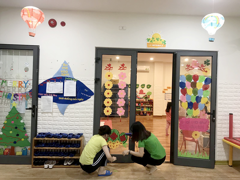 Trang trí Tết ở lớp Trang trí cửa lớp mầm non ngày Tết