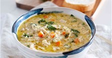 3 cách nấu súp gà đơn giản mà ngon chẳng kém ngoài hàng