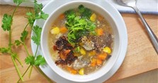 2 Cách nấu súp gà ngô nấm thơm ngon, bổ dưỡng cho cả gia đình