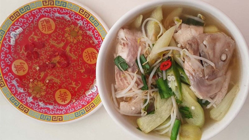 Cá diêu hồng nấu canh chua