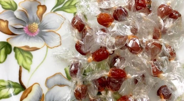 Cách làm mứt chùm ruột ngâm đường cực ngon