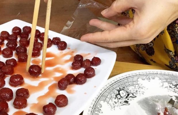 Cách làm mứt chùm ruột ngâm đường cực ngon