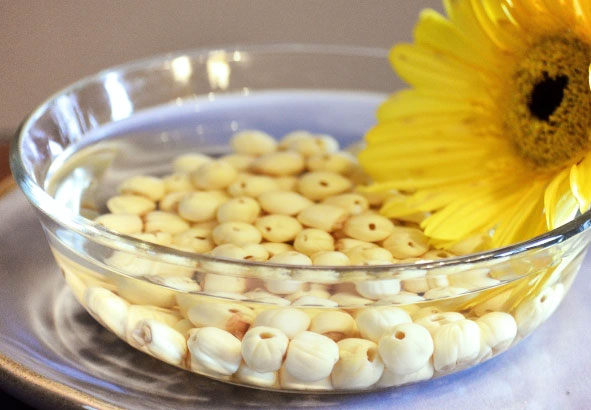 Cách làm mứt hạt sen khô Cách làm mứt hạt sen khô