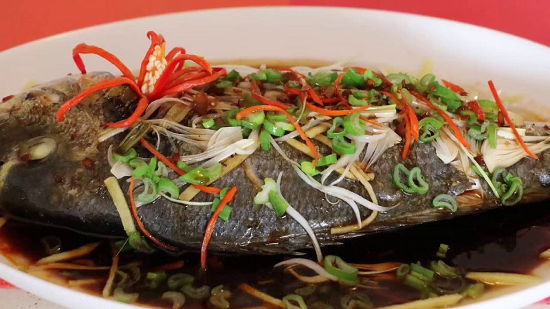 Cách làm cá chim hấp xì dầu