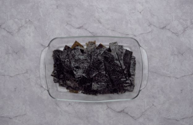 Cách làm rong biển cháy tỏi cho bé