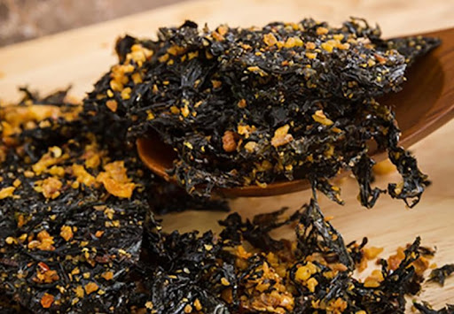 Cách làm rong biển cháy tỏi ớt giòn ngon