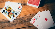 Cách chơi phỏm, luật chơi bài phỏm chuẩn cho người mới bắt đầu