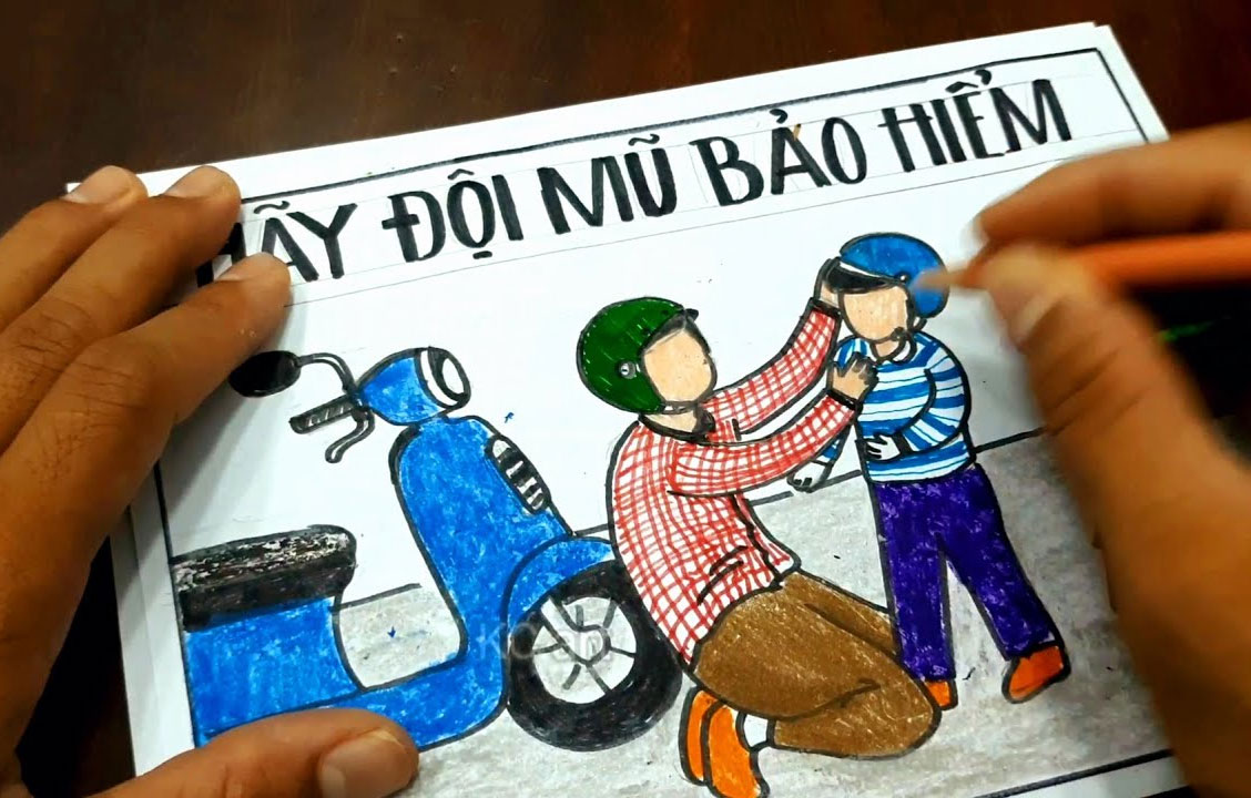 Tranh vẽ đội mũ xinh bảo vệ chúng mình Tranh vẽ đội mũ xinh bảo vệ chúng mình