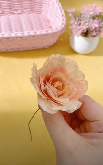 Cách làm hoa hồng bằng vỏ bưởi đơn giản mà đẹp