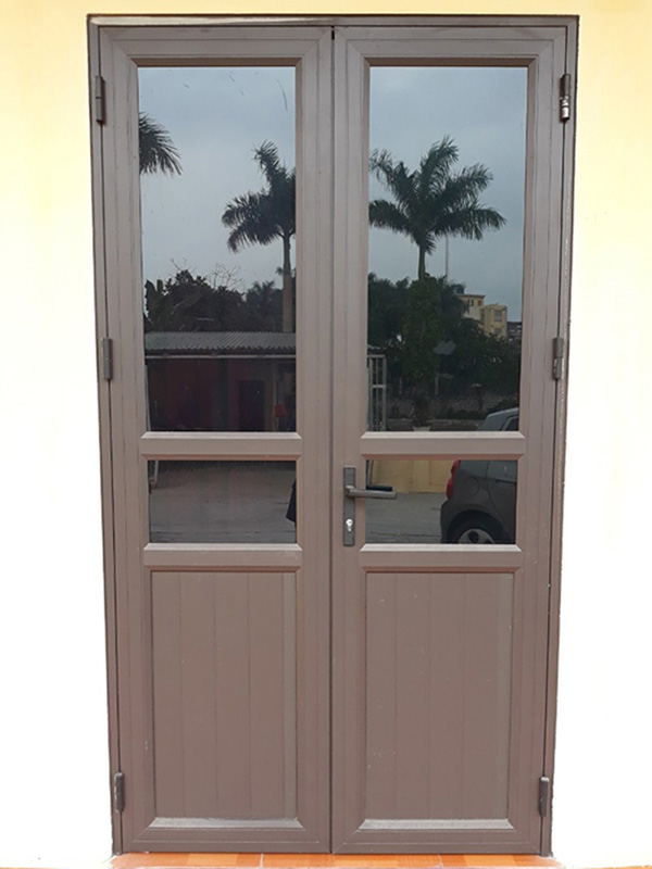 Mẫu cửa nhôm Xingfa 2 cánh cho phòng ngủ 2 Mẫu cửa nhôm Xingfa 2 cánh cho phòng ngủ 2