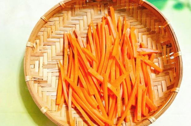 Cách làm mứt cà rốt sợi
