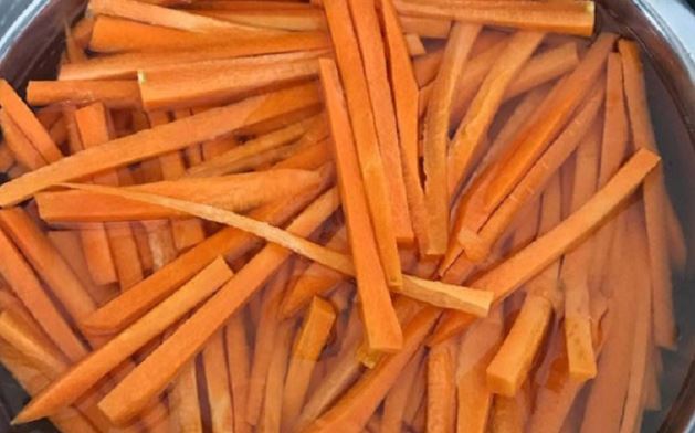 Cách làm mứt cà rốt sợi