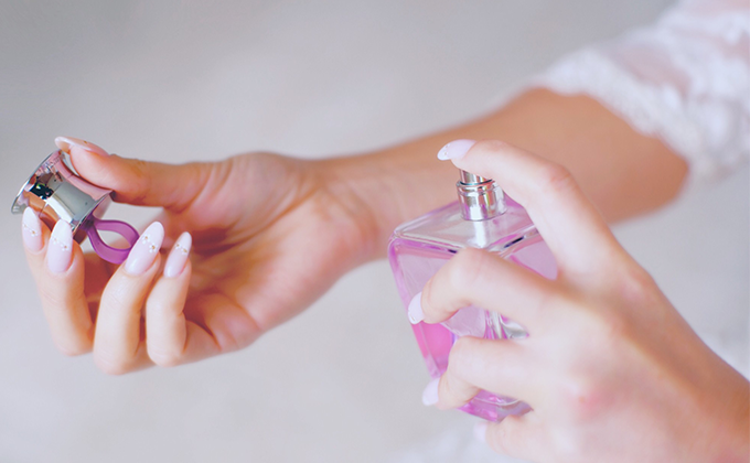 Một số lưu ý khi chiết nước hoa tại nhà Một số lưu ý khi chiết nước hoa tại nhà