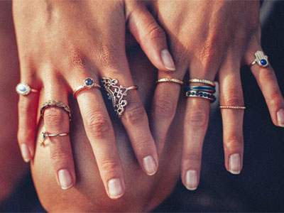 Ý nghĩa đeo nhẫn các ngón tay nữ, nam theo phong thủy