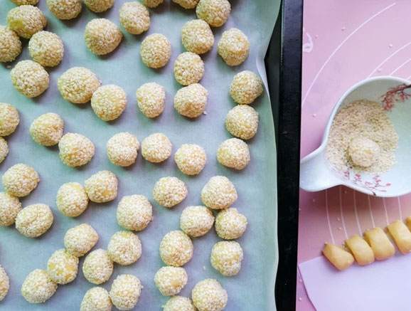 Cách làm bánh rán bằng nồi chiên không dầu