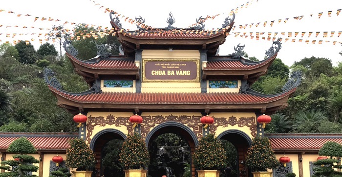Những hình ảnh chùa Ba Vàng đẹp nhất