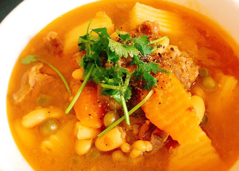 Cách nấu lagu sườn heo nước cốt dừa