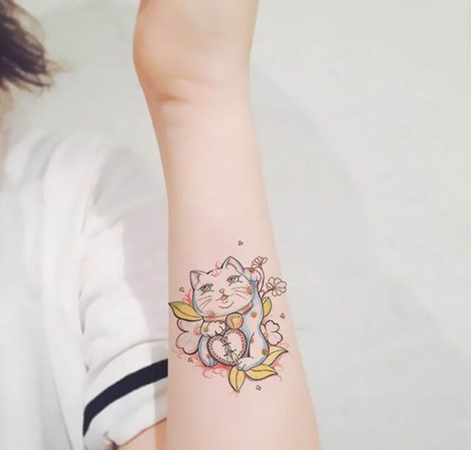 Hình xăm mèo Thần Tài mini