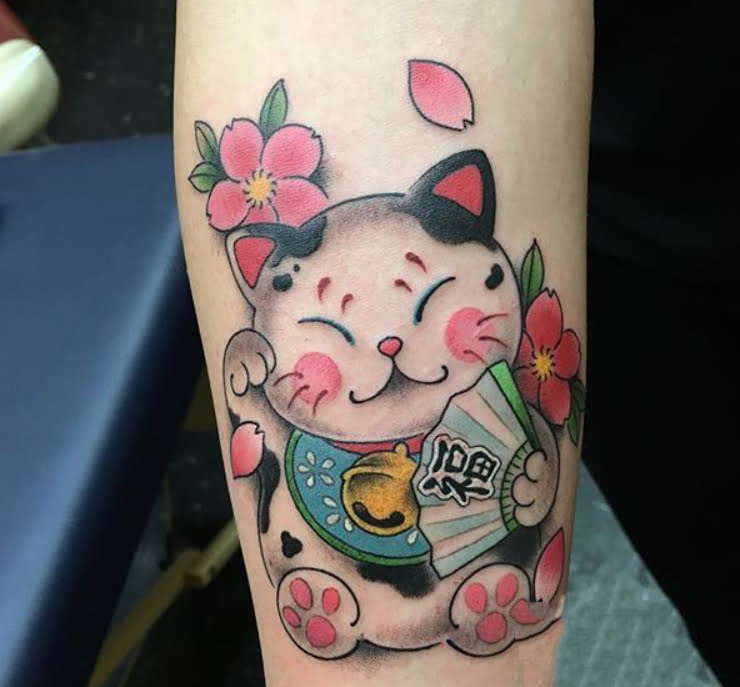 Hình xăm mèo Thần Tài ở tay
