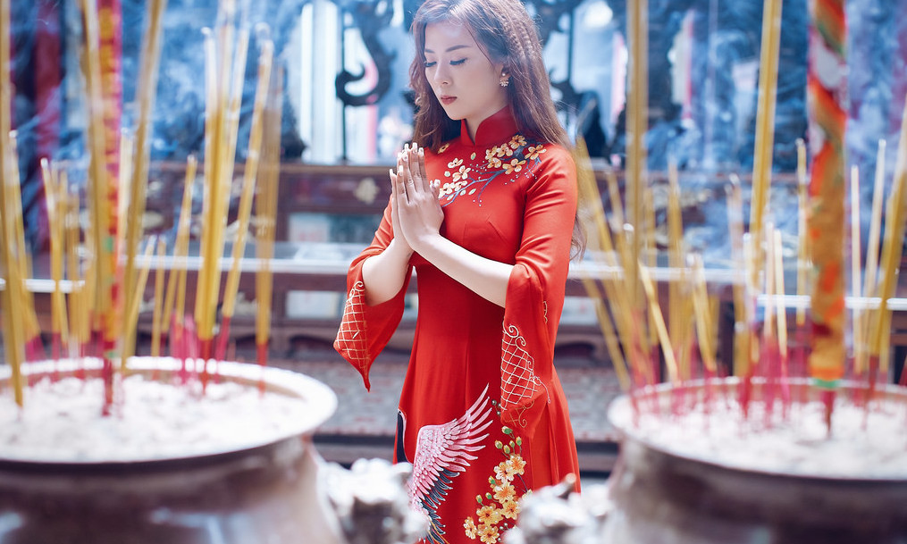 Những bài thơ đi chùa lễ Phật ngắn