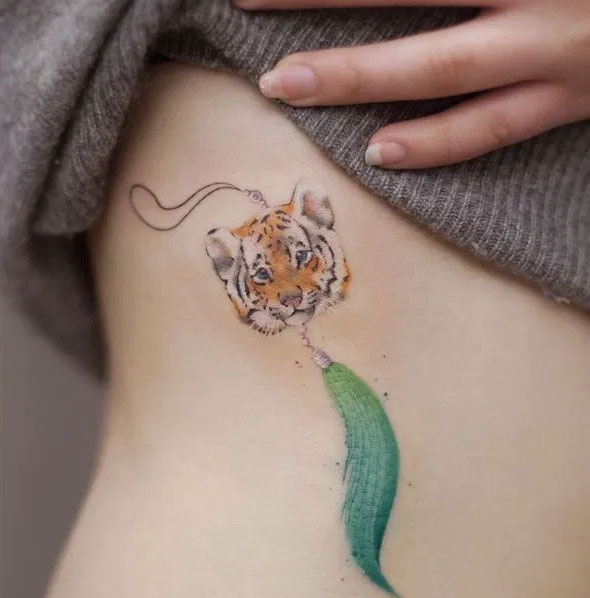 Hình xăm hổ cho nữ Hình xăm hổ cho nữ