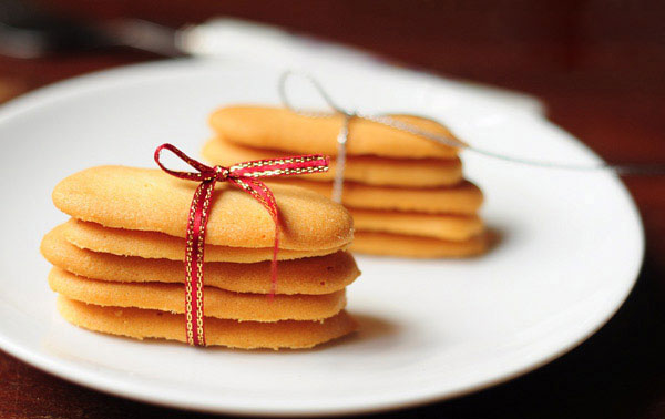 Bánh quy lưỡi mèo