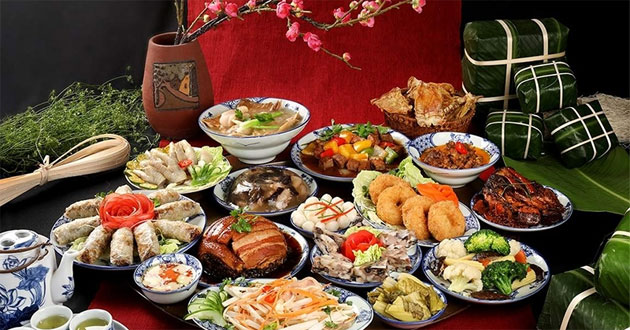 Cúng tất niên trong nhà hay ngoài sân