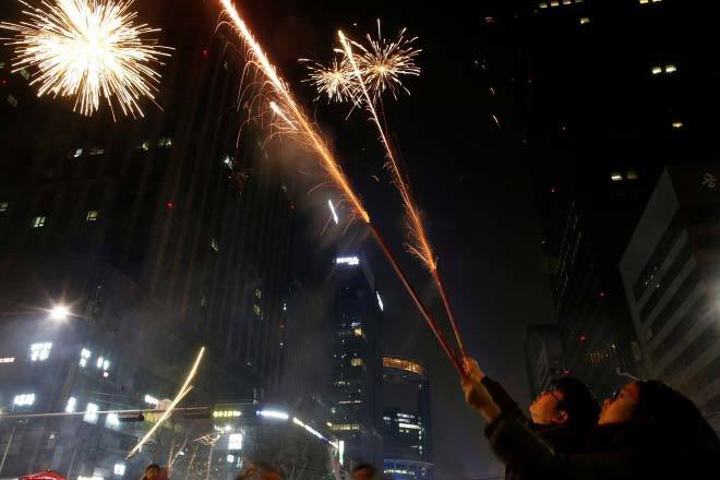 Tìm kiếm địa chỉ bán pháo hoa ở Hà Nội