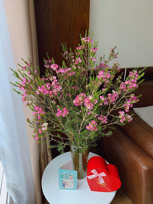 Mẫu bình cắm hoa thanh liệu đẹp 6 Mẫu bình cắm hoa thanh liệu đẹp 6