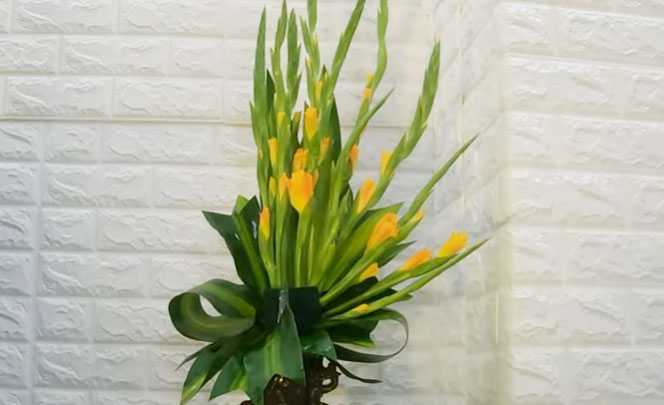 Cách cắm hoa lay ơn và hoa hồng Cách cắm hoa lay ơn và hoa hồng