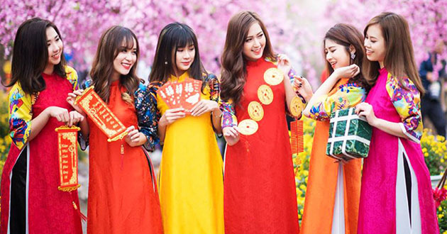 Những lời chúc Tết anh chị hay ngắn gọn