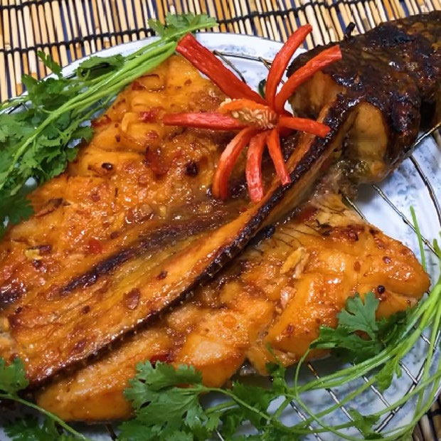 Cá lóc nướng sa tế Cá lóc nướng sa tế