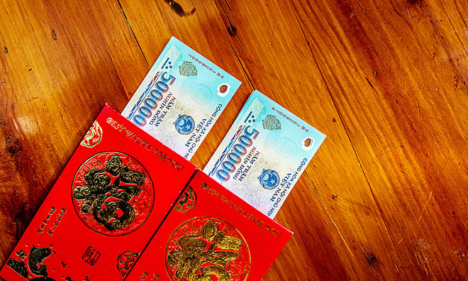 Tìm hiểu nên lì xì cho bạn gái bao nhiêu Tìm hiểu nên lì xì cho bạn gái bao nhiêu