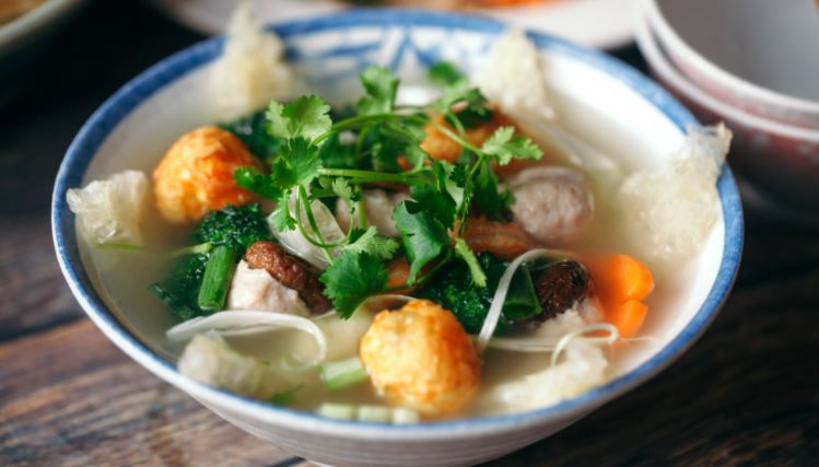 Cách nấu canh bóng bì mọc với tôm