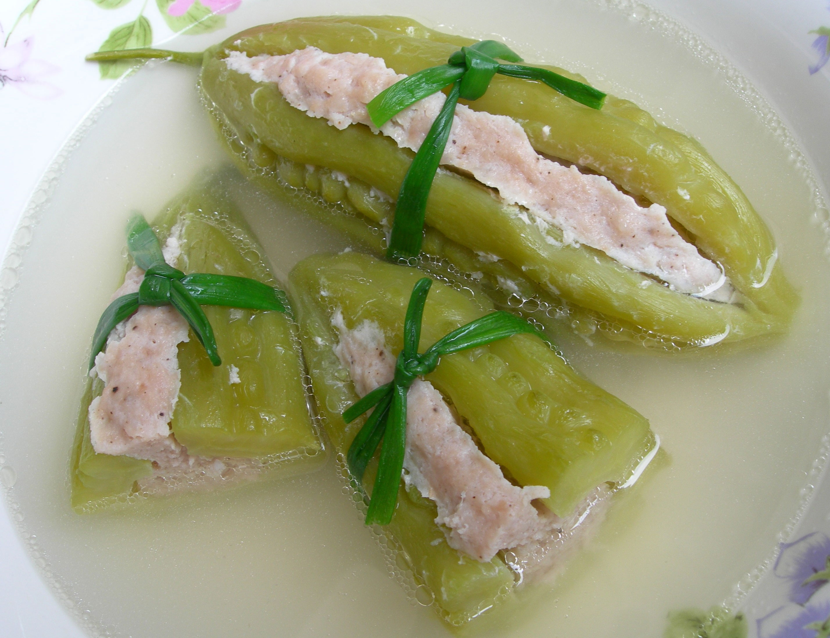 Canh khổ qua cá thác lác Canh khổ qua cá thác lác