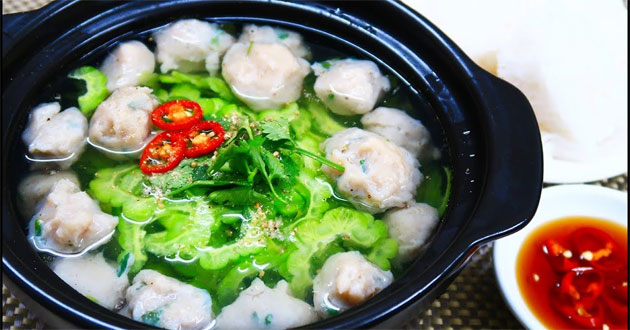 Canh khổ qua cá thác lác Canh khổ qua cá thác lác