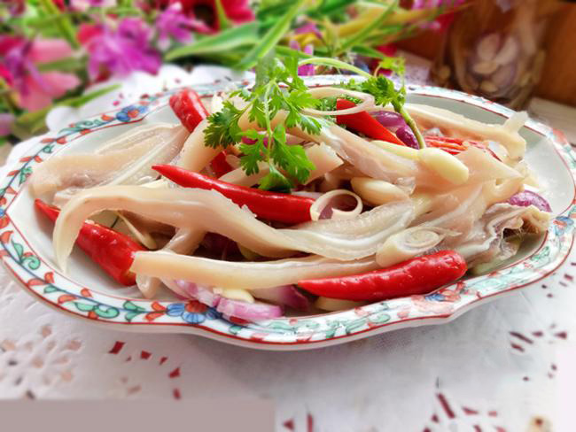 Cách làm tai heo ngâm nước mắm sả ớt