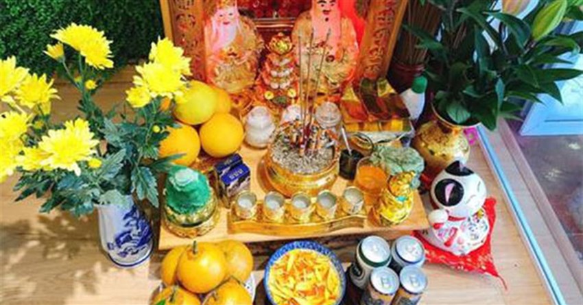 Văn khấn tỉa chân nhang bàn thờ Thần Tài và cách bao sái