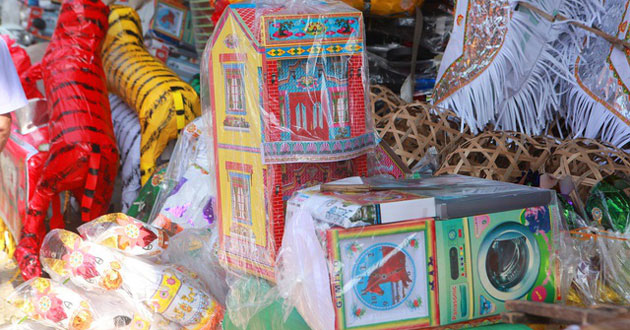 Vàng mã cúng tất niên Vàng mã cúng tất niên