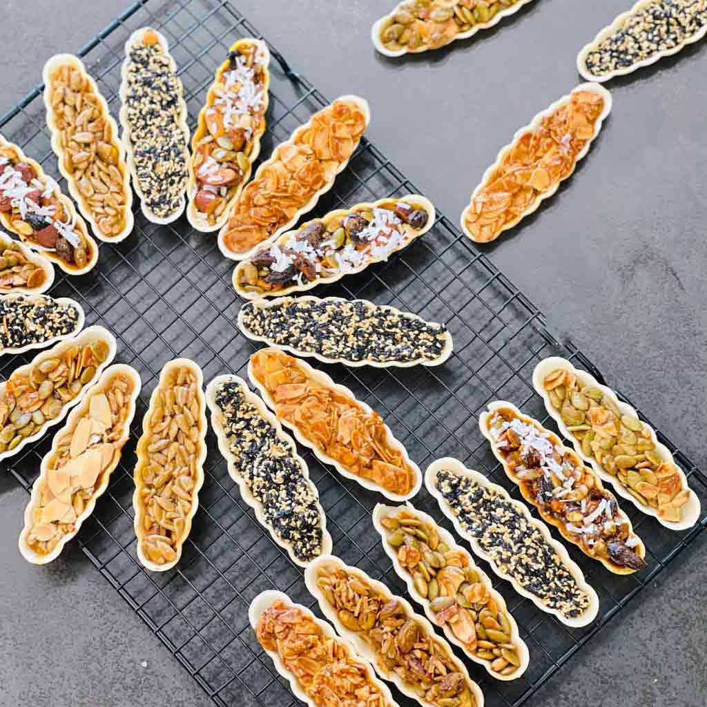 Cách làm bánh thuyền mix hạt Đài Loan chuẩn vị Cách làm bánh thuyền mix hạt Đài Loan chuẩn vị