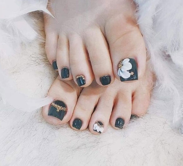 Mẫu móng chân đẹp