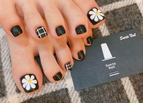 Mẫu móng chân đẹp