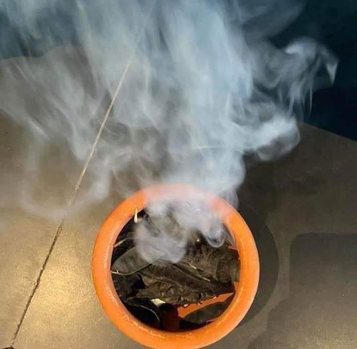 Xông nhà bằng bồ kết