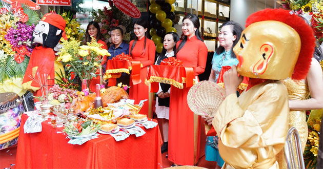 Ngày tốt khai trương Ngày tốt khai trương